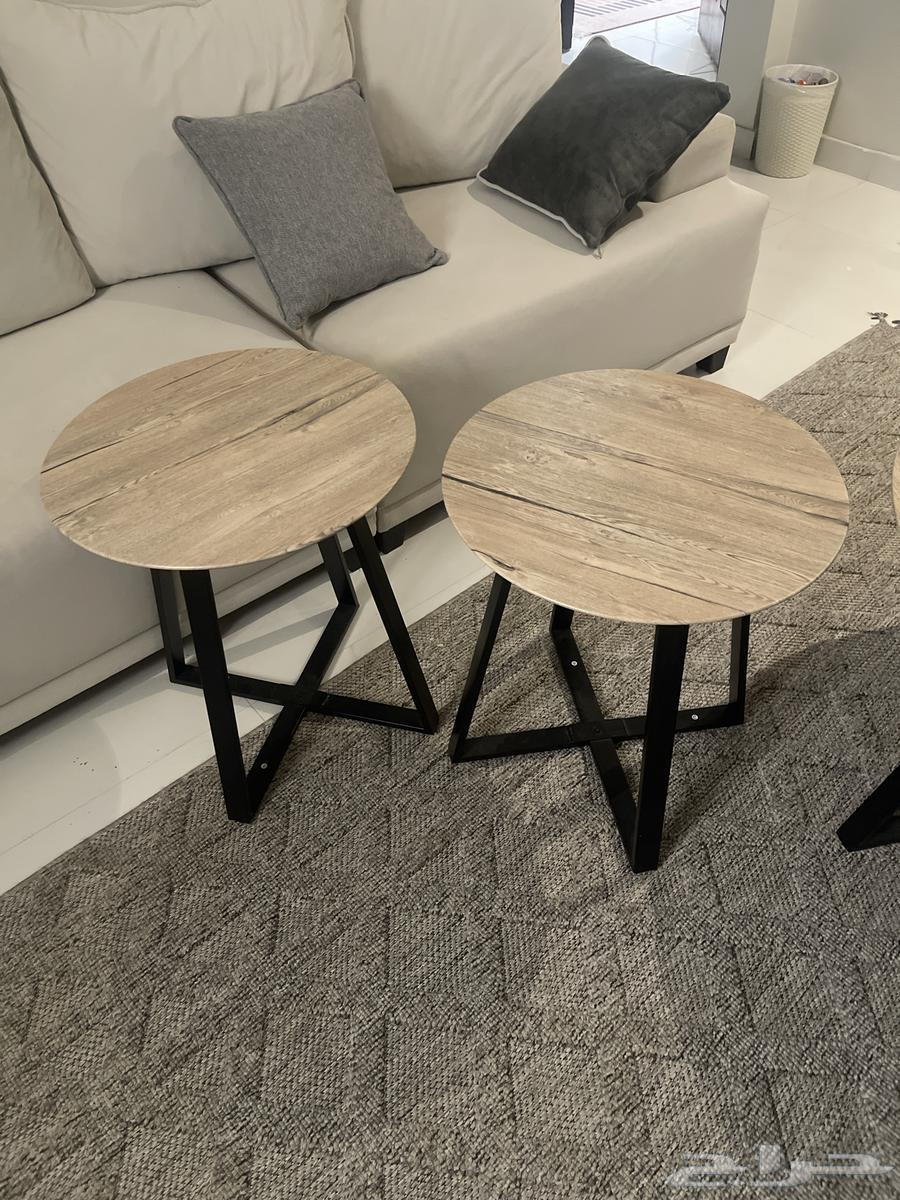 طاولت خدمه وطاوله شاشه جديدة ونظيفه استخدام 5 شهور64514058908291111