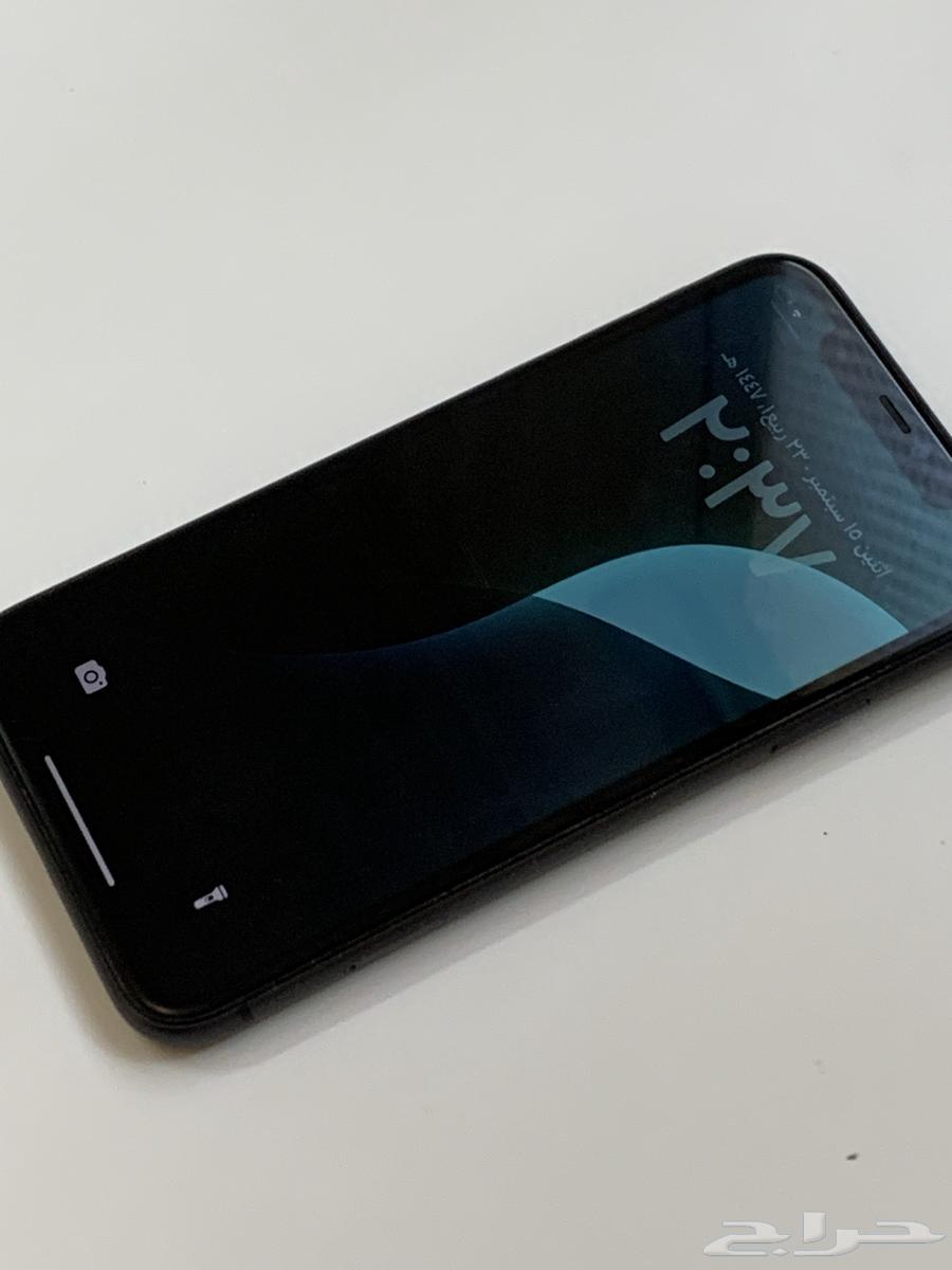 ايفون 11 أسود نظيف مع الكرتون64512524974977112