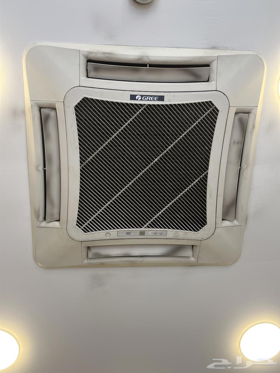 مكيف GREE طنين ونص يوجود مكيفين للبيع64514900481153110