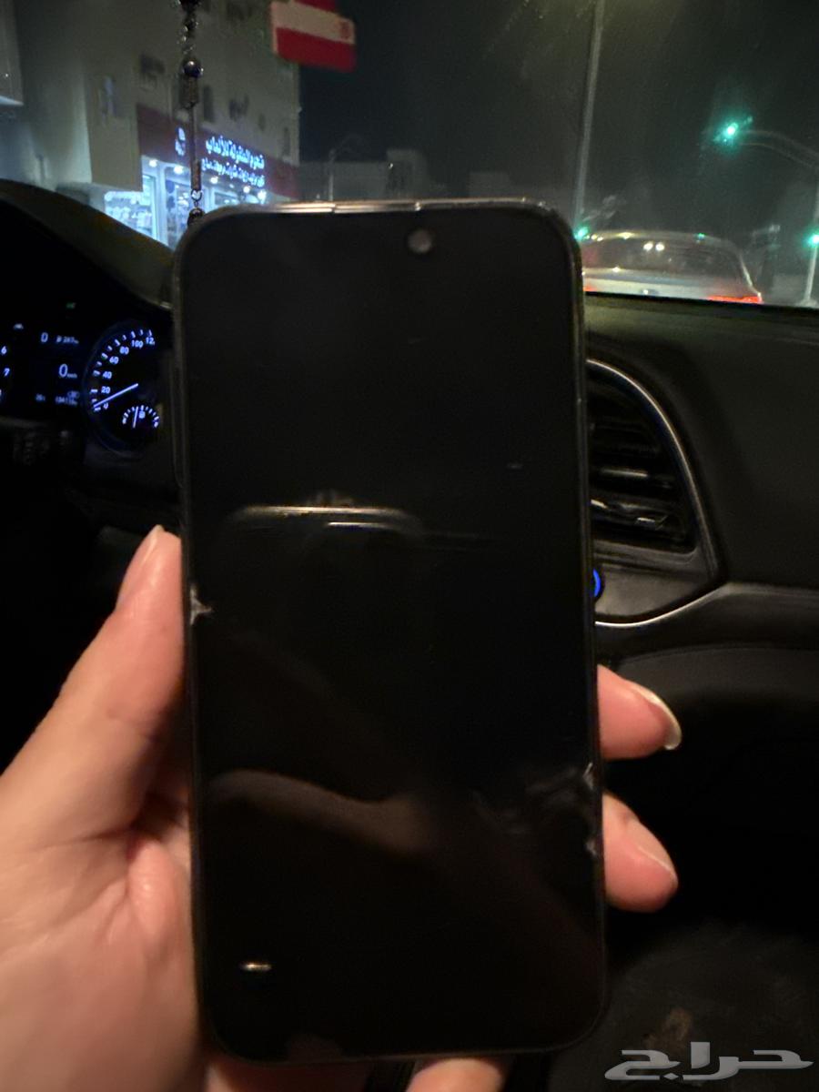 آيفون 15 برو64518690602498111