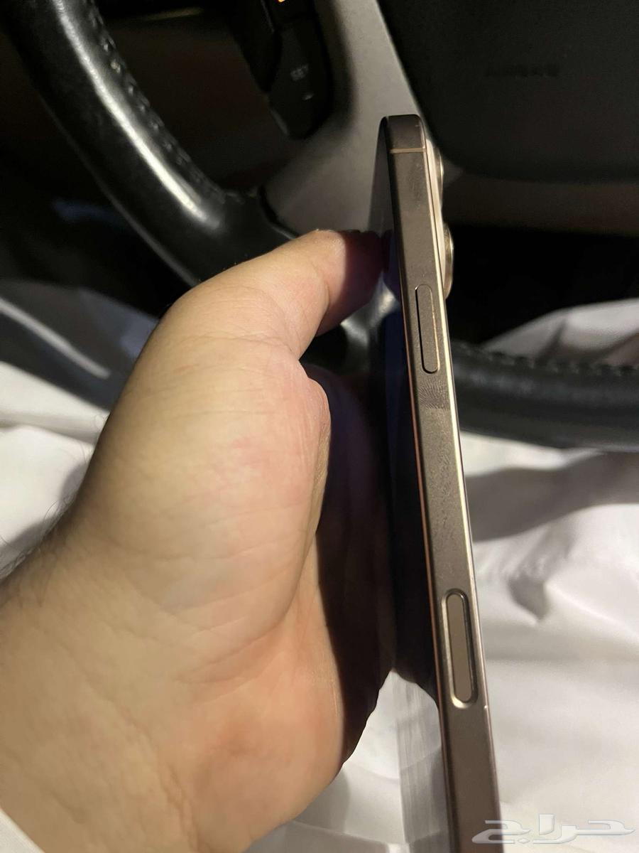 للبيع آيفون 16 برو ماكس شبه جديد64517104745218111