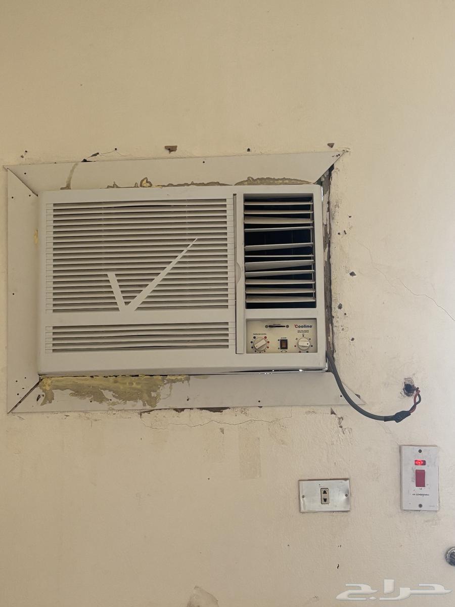 18,000 BTU window air conditioner, bed, mattress, and dressing table64514637981825111