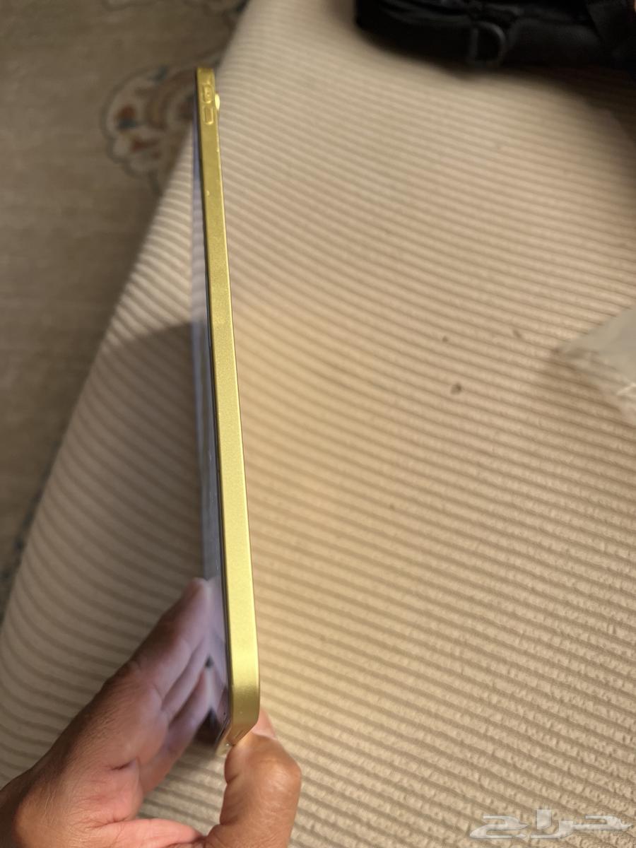 ايباد الجيل العاشر اصفر 64 قيقا64489142674818112