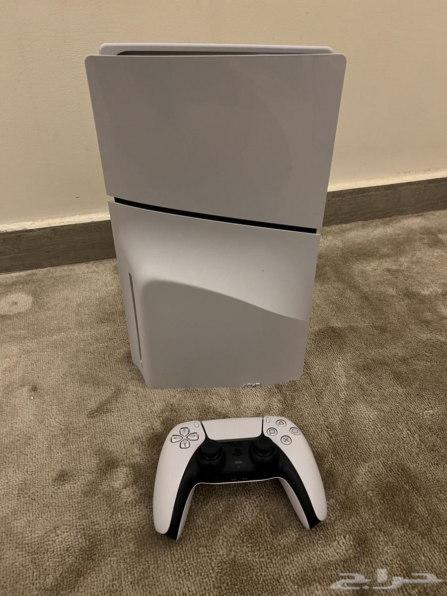 بلايستيشن 5 سلم للبيع64514914303361114