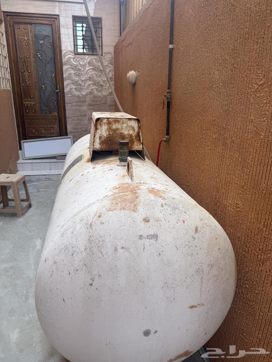 خزان غاز 1000 لتر للبيع مستخدم يحتاج تغير ساعه القراءه64514348279809110