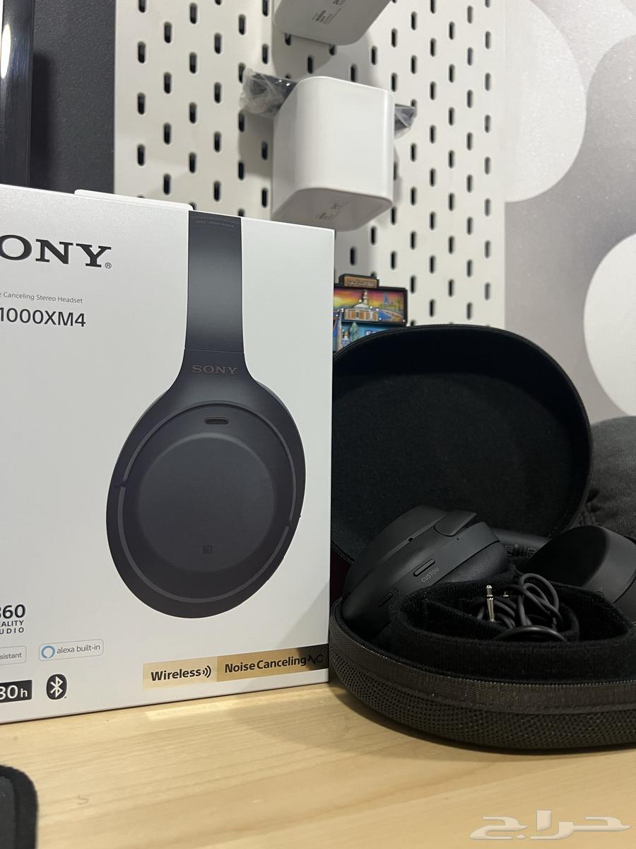 للبيع سماعة Sony WH-1000XM4 الأصلية لون أسود64516482211713110