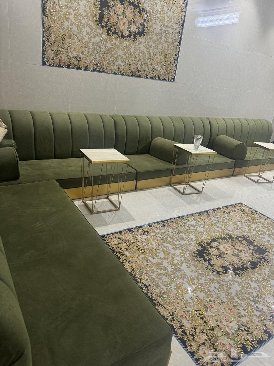 Medium-height sofa. Almost new, price is negotiable64512553024643110