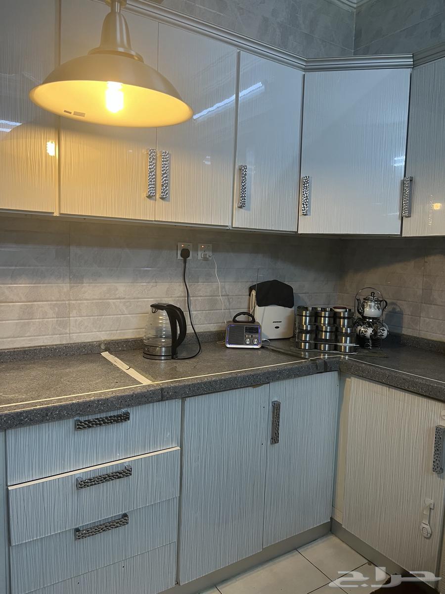 مطبخ مستعمل للبيع مع الشفاط والعيون64516016885123114