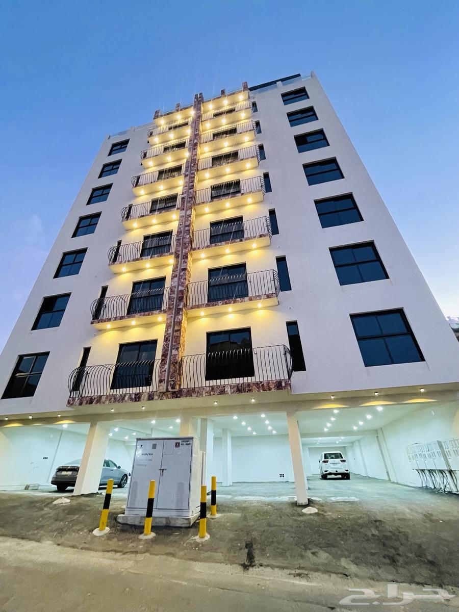 Apartments for sale overlooking Al-Sadd Lake, Abha, near As-Soudah Road64144081052803110