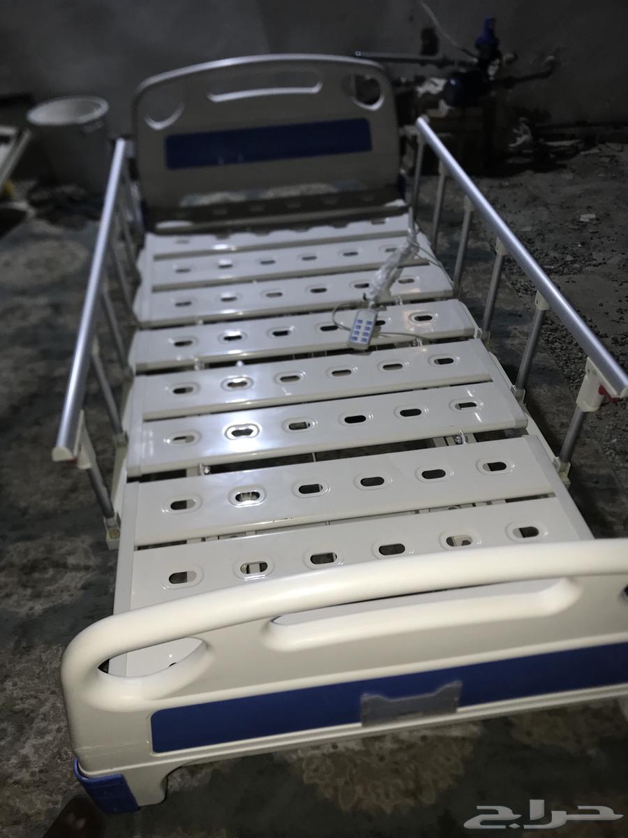 سرير طبي كهربائي سرير مستشفى كرسي كهربائي متحرك لكبار السن64465618892033111