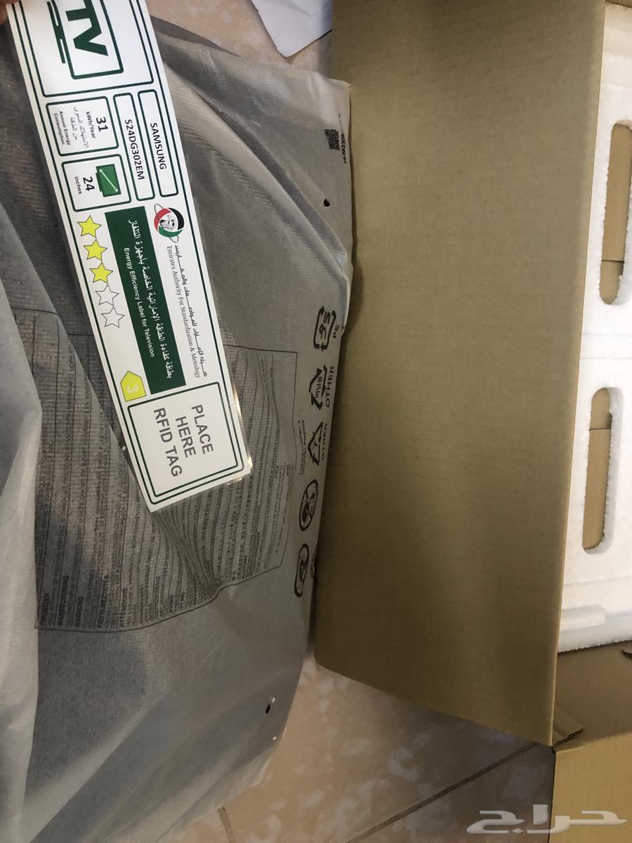 24-inch computer screen64513075062786114