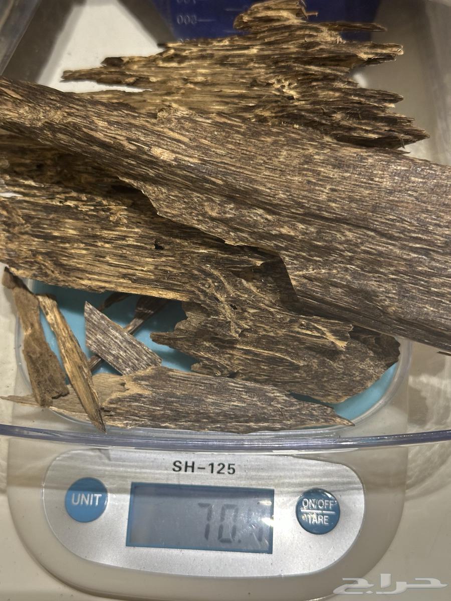 عود فاخر رائحة وثبات( تم البيع )64517477063042112