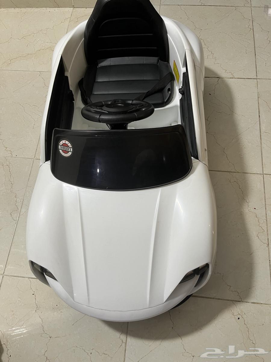 سيارة اطفال بالشاحن64512622994819110