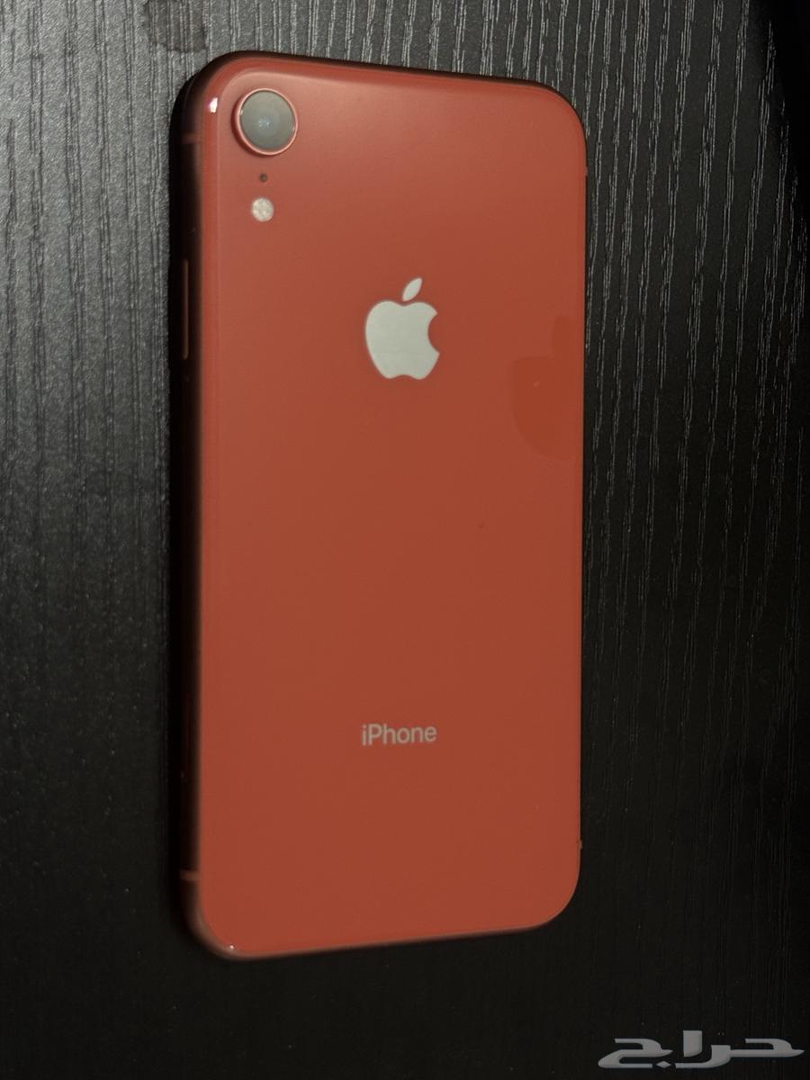 ايفون xr 128 للبيع64514430915201110