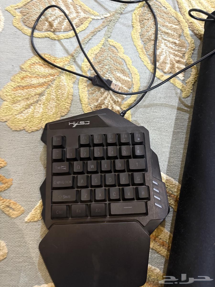 ماوس لوجيتيك 209 وماوس باد قلوريس وكيبورد64516711162498113