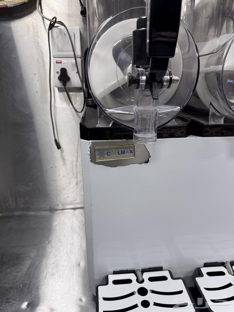 Three-basin sink machine64511071570689113