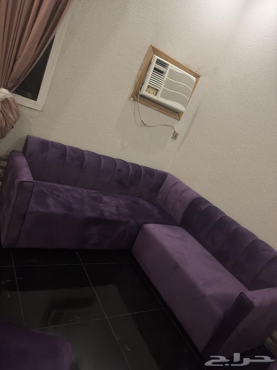 كنب جديد زاوية قطعتين خشب قوي للبيع64510140097921110