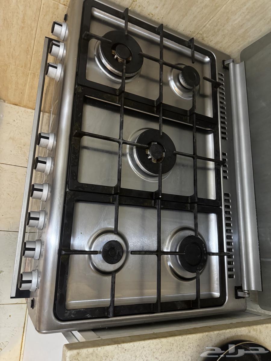 للبيع فرن شبه جديد ستار فيجن الفرن متين64518747070594112