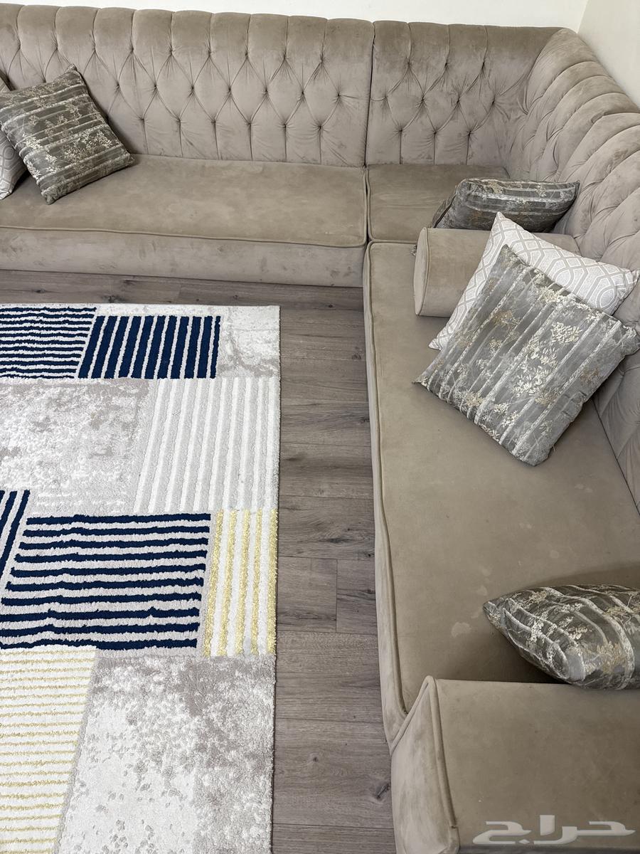 مساند للبيع مع الفرشه مع الطاوله64511884638339112