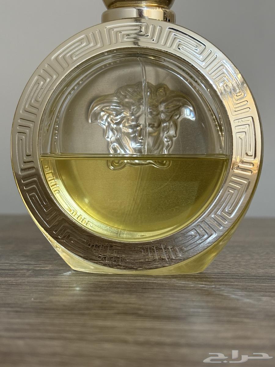 نصف عبوة 100ml عطر فرزاتشي64515639895041112