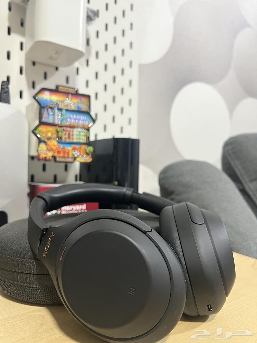 للبيع سماعة Sony WH-1000XM4 الأصلية لون أسود64516482211713113