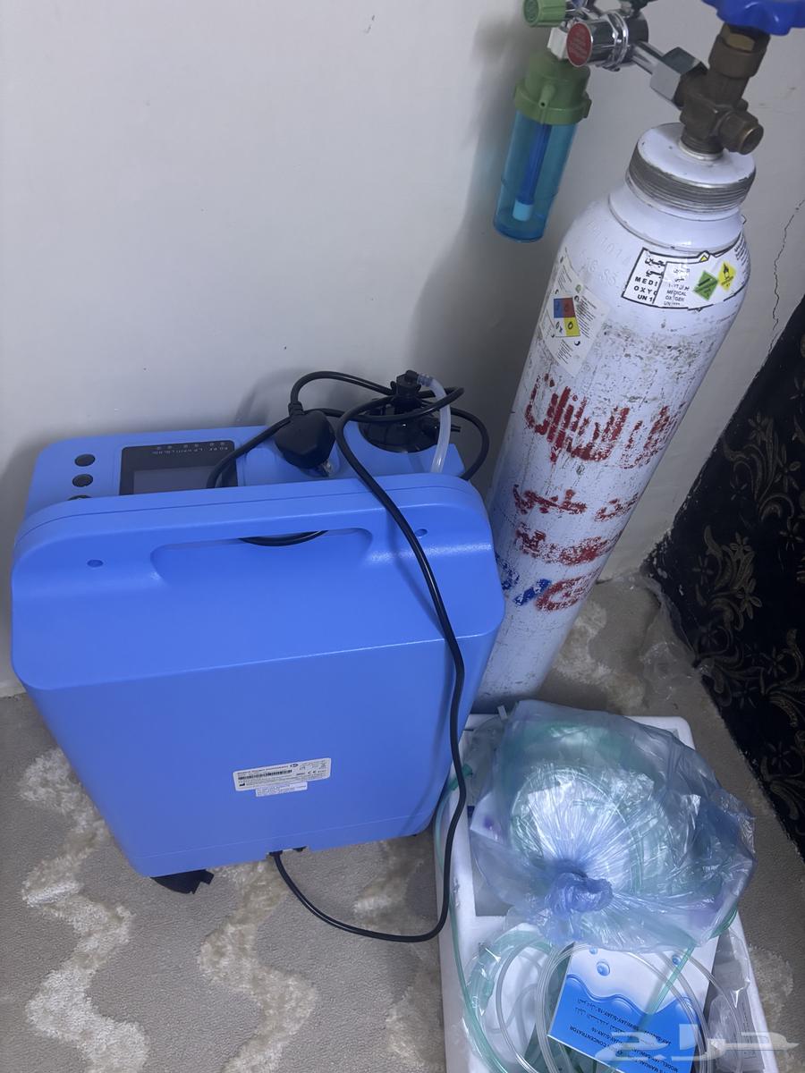 New unused oxygen generator and oxygen cylinder64514914327681111