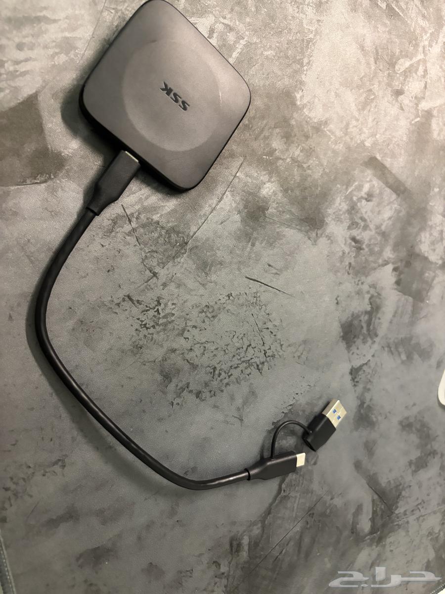 SSD خارجي يشغل من 512 الى 550 قيقا64516921794050112