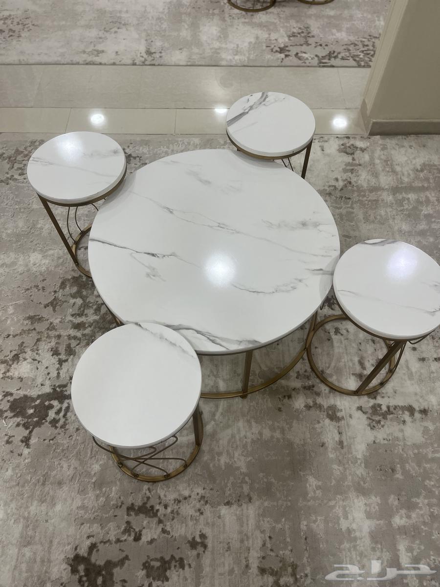 Set of tables64515053165057111