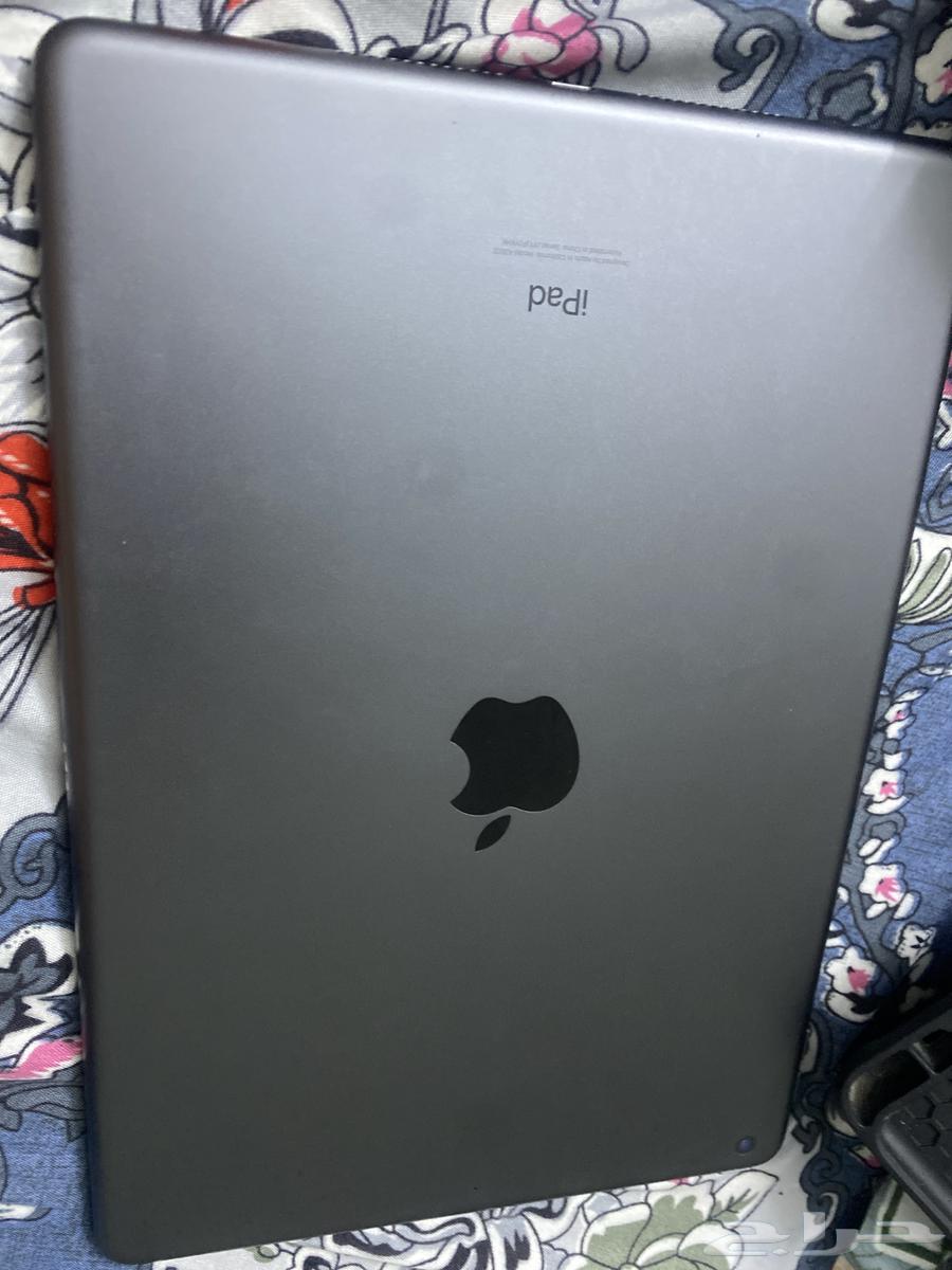 ايباد الجيل التاسع للبيع نضيف مع كرتونه قابل للبدل64517590841089110