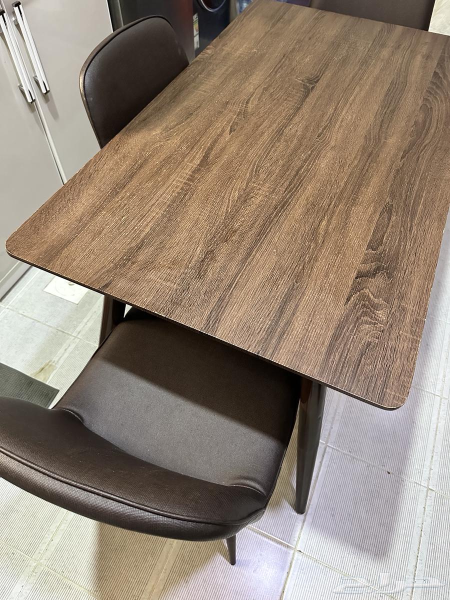 Dining table with 4 chairs64514582763650111