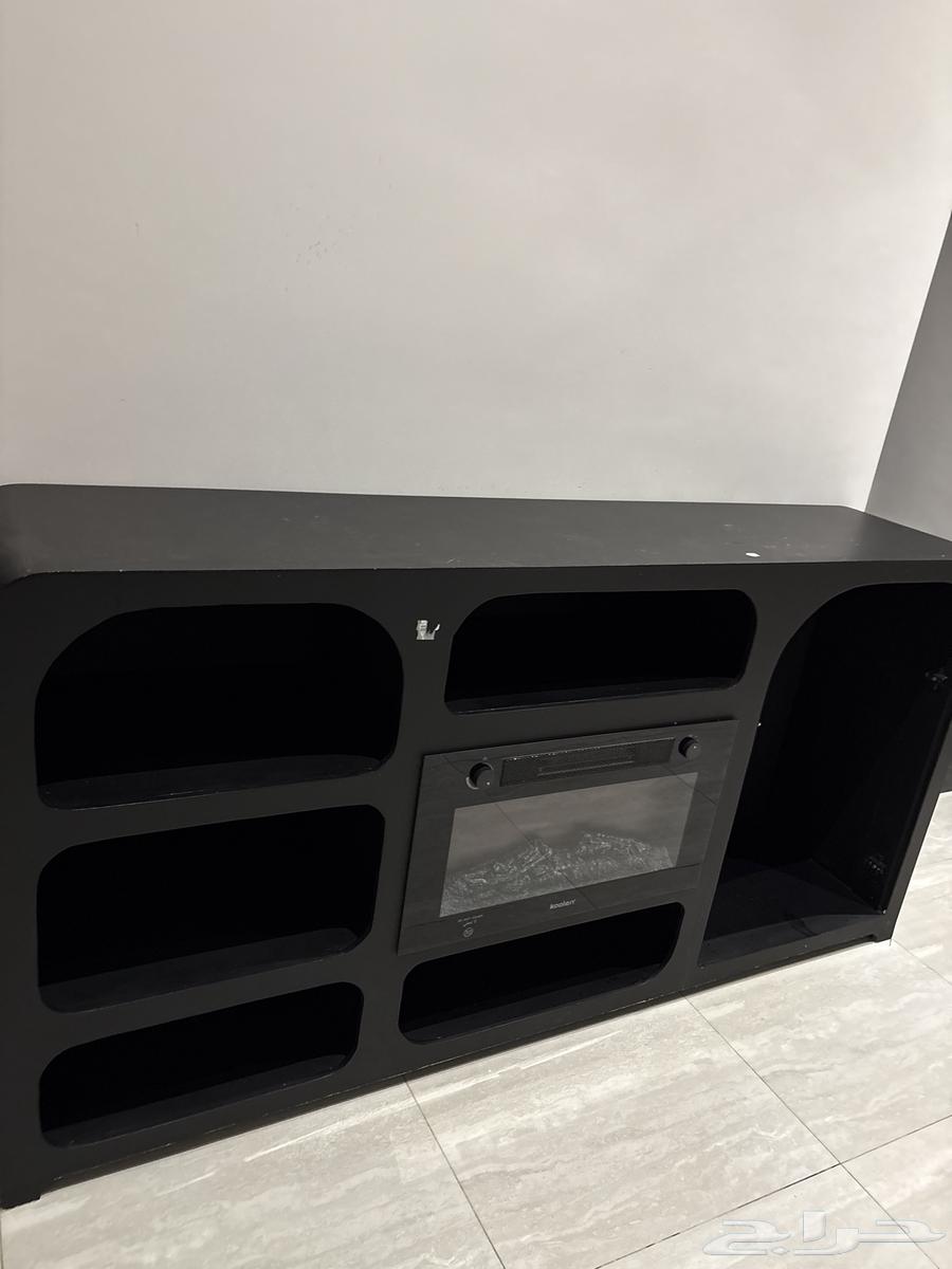 طاولة تلفزيون64518278570754110