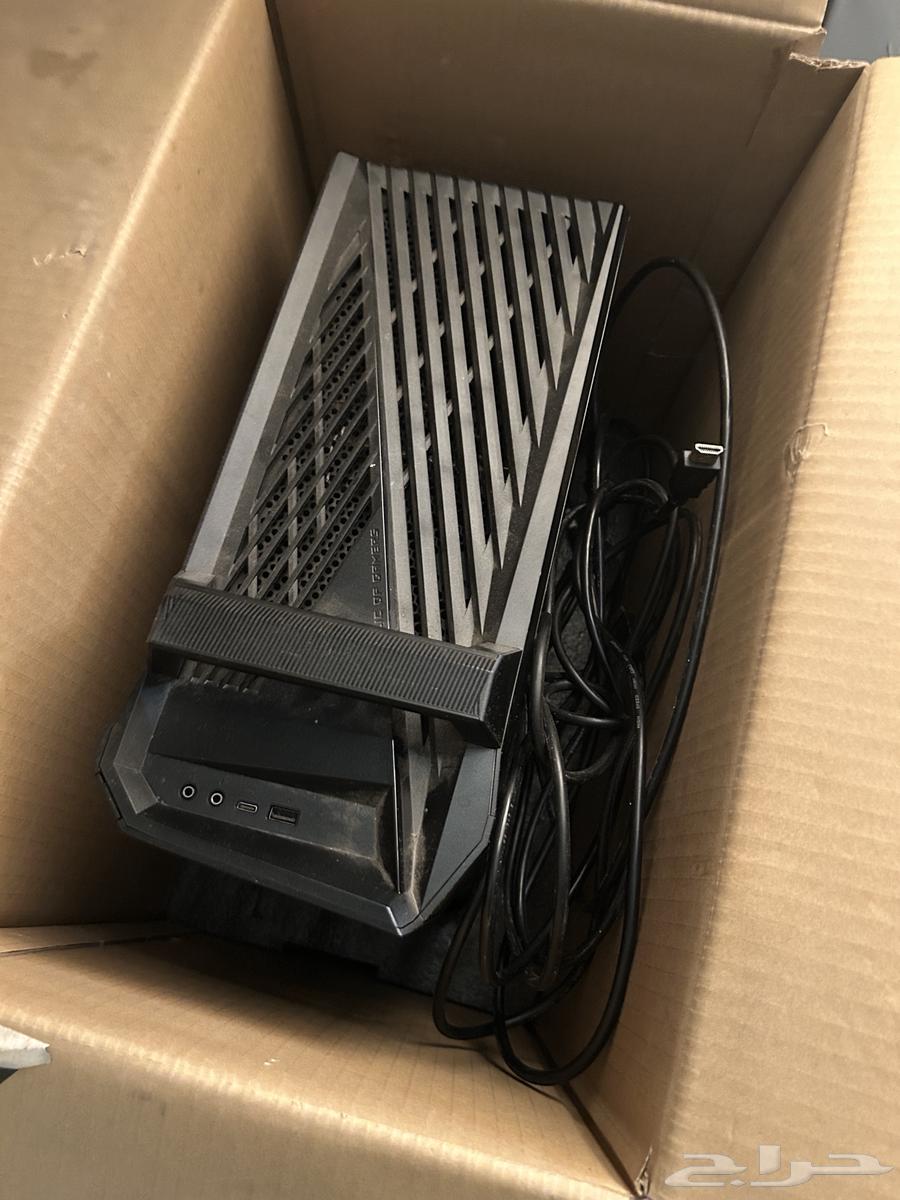 PC and screen64458087889282114