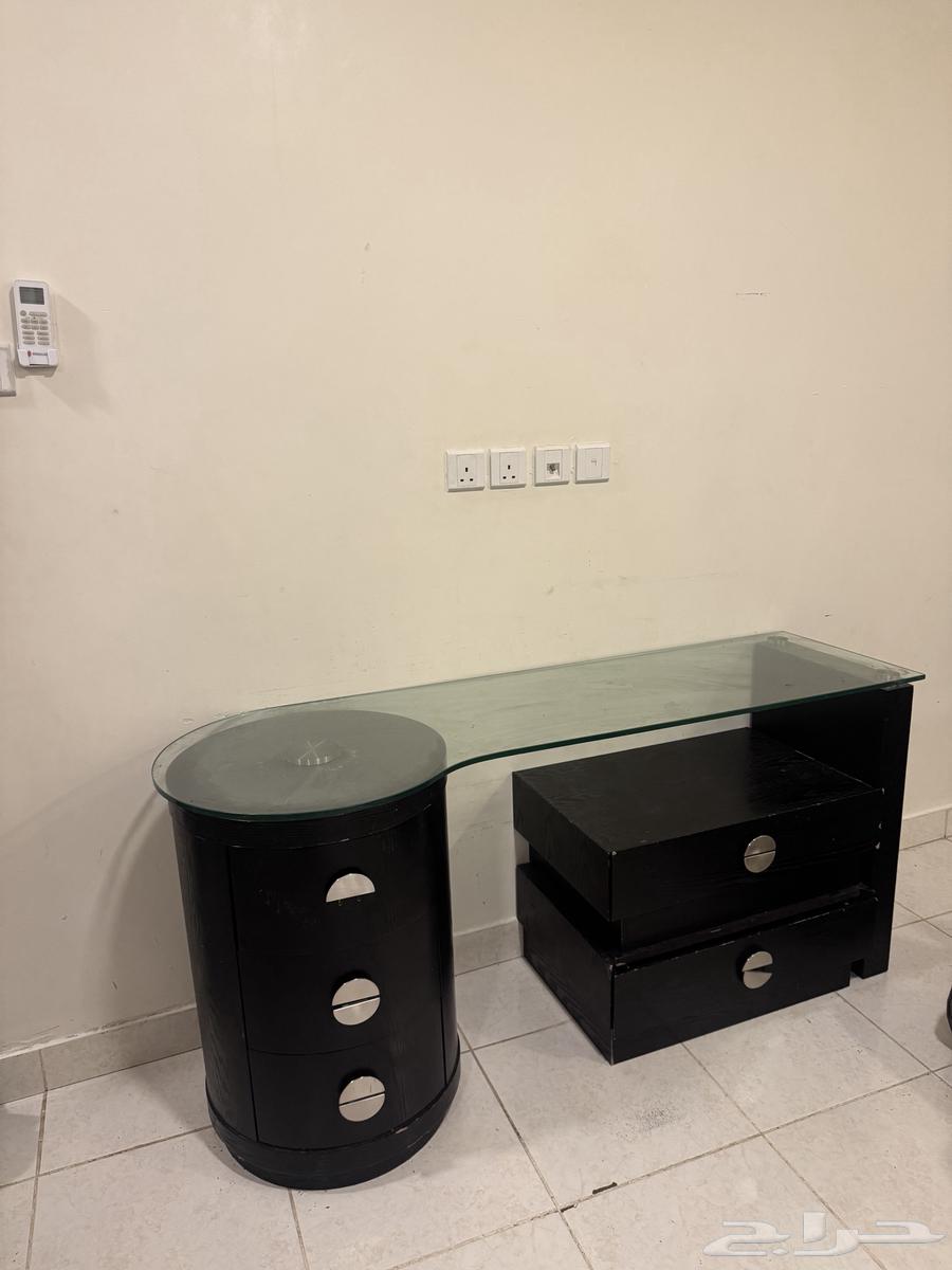 2tsree7a2 and a one-and-a-half-person bed and a large drawer64514596450946111