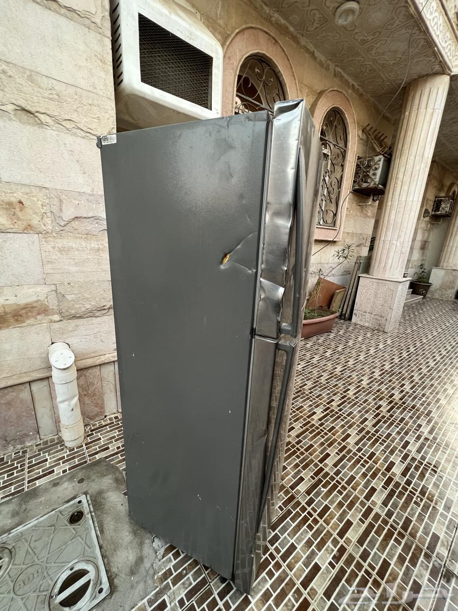 ثلاجة LG للبيع بحالتها الراهنة64516644629378112