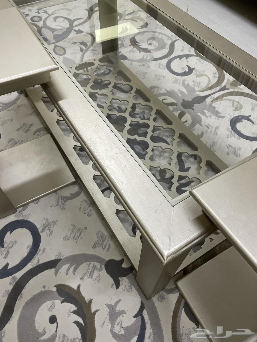 New and clean serving tables for sale64518563565698111