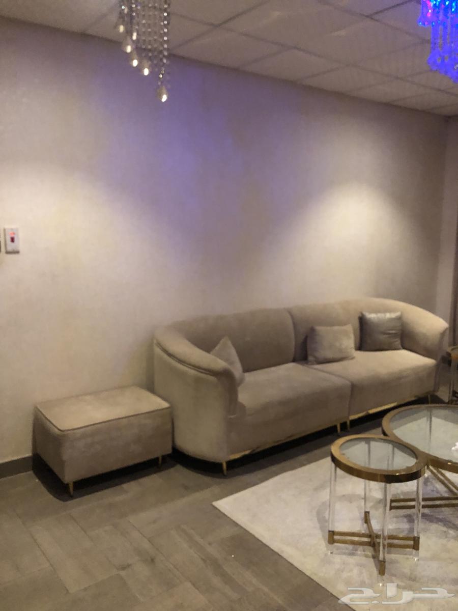 Semi-new women's council with serving tables used for 5 months64511114076546112