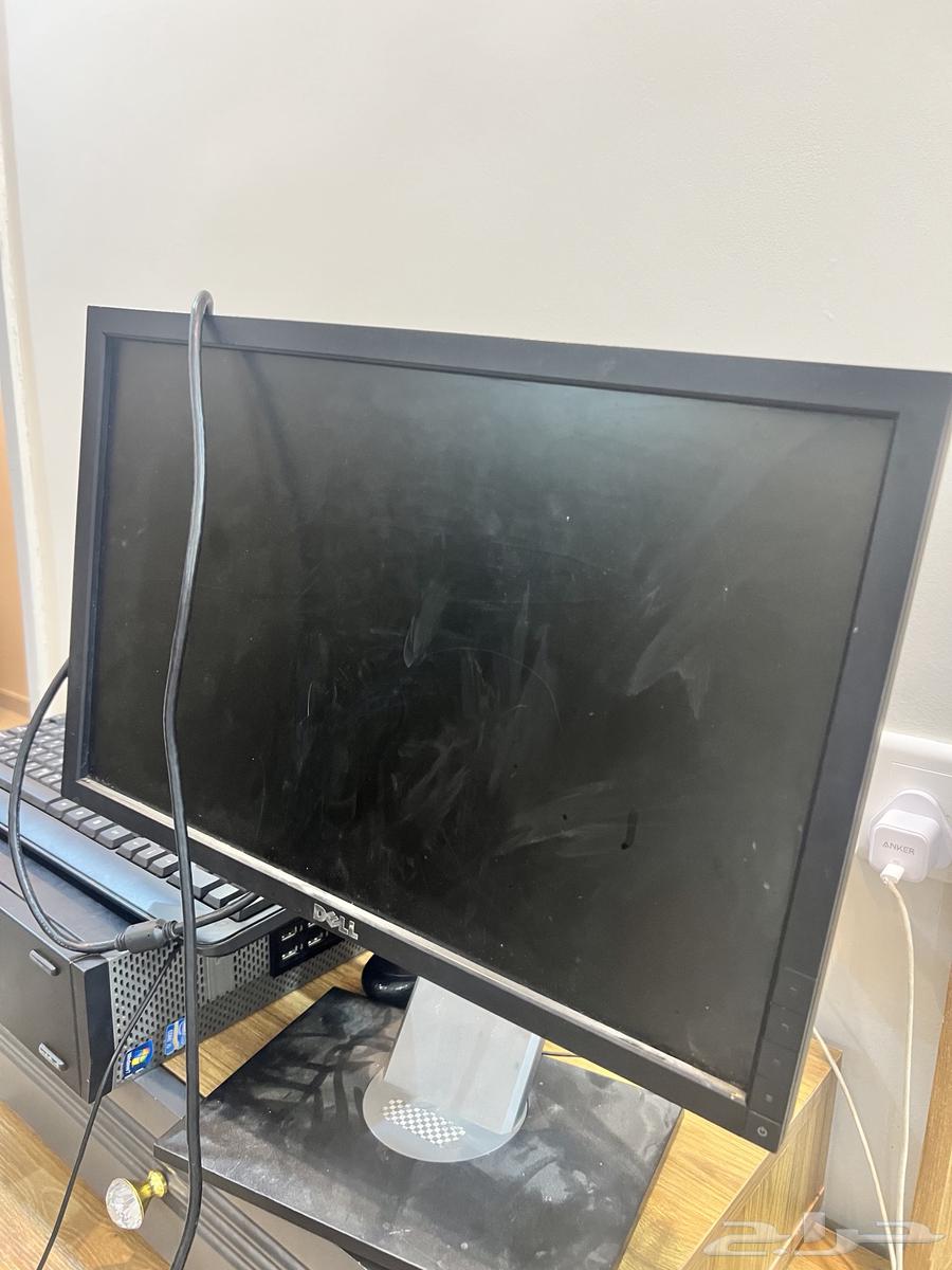 A complete computer set64513011821059110