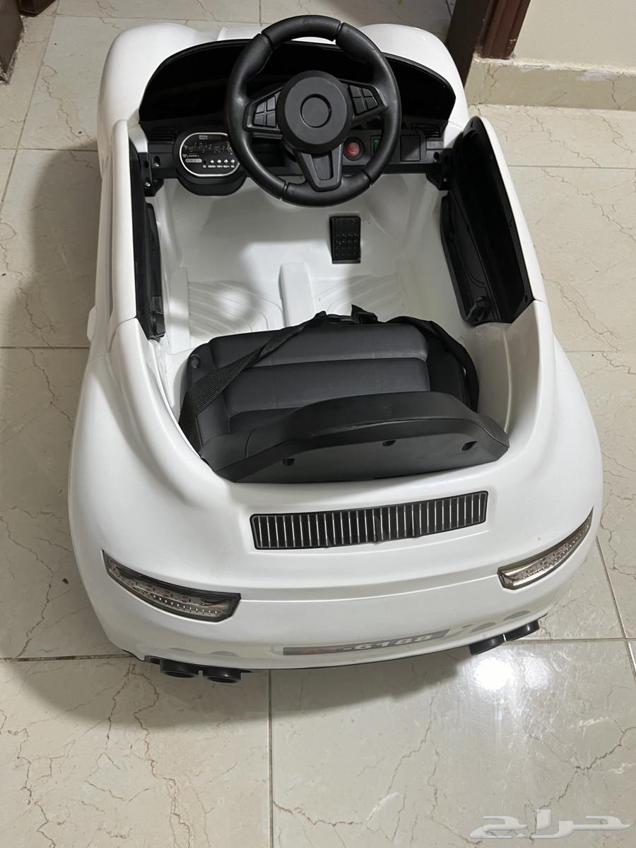 سيارة اطفال بالشاحن64512622994819112