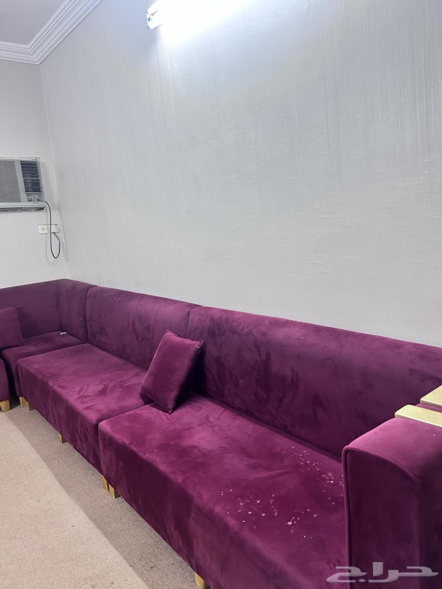 Sofa with clean tables64515667858945111