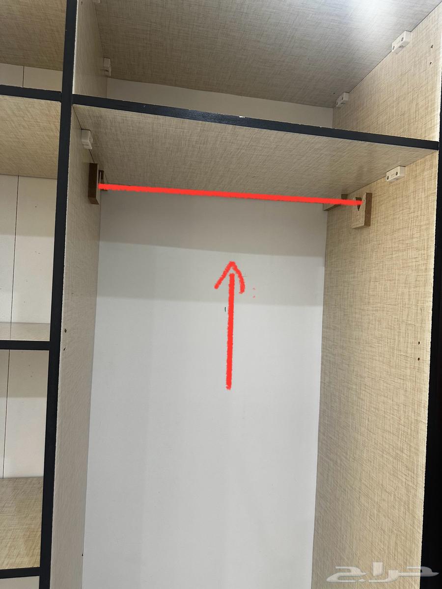 Wardrobe, TV table, and dressing table64517104754434112