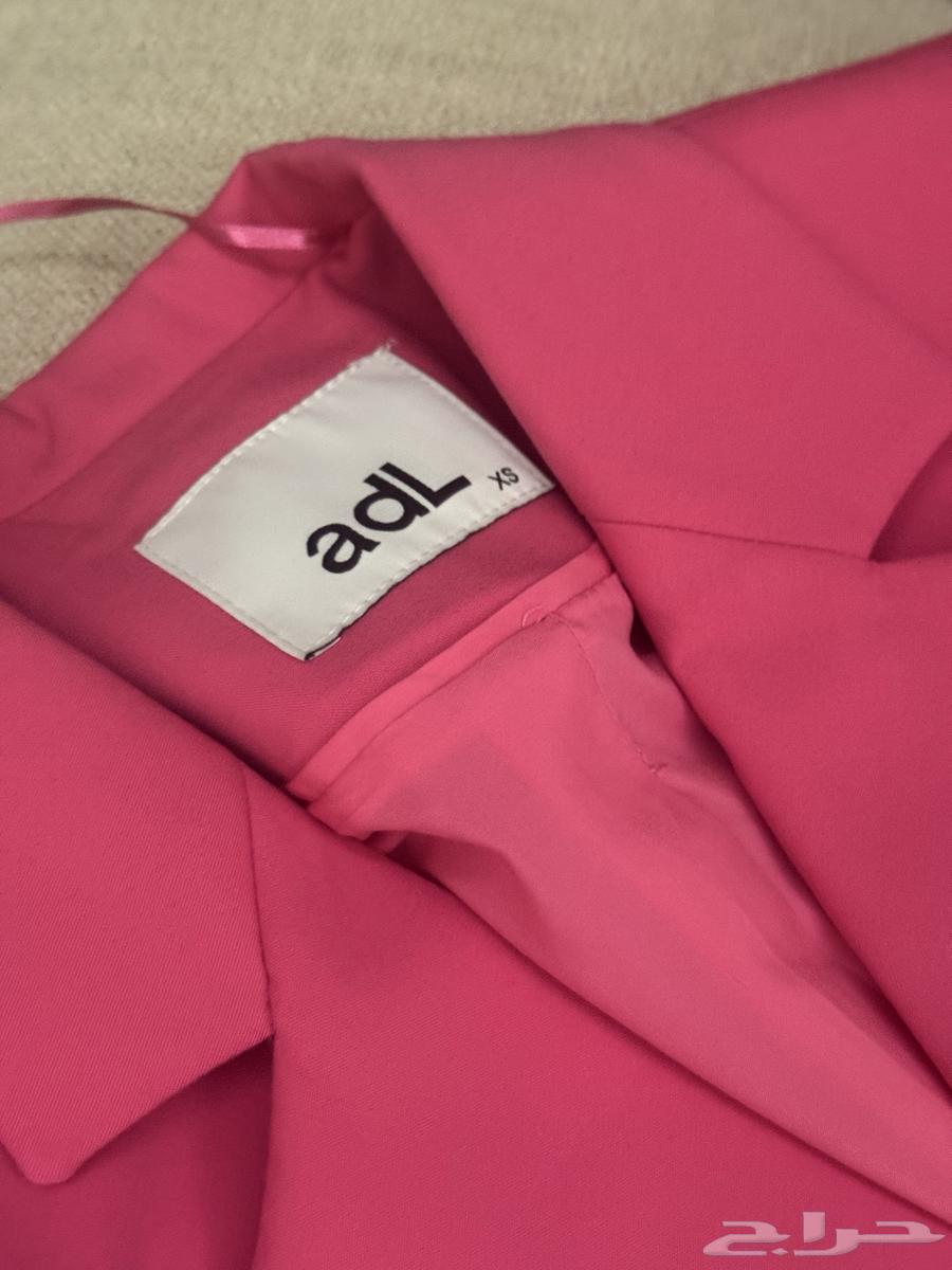 suit   xs size  never worn after the tailor64515570586881113