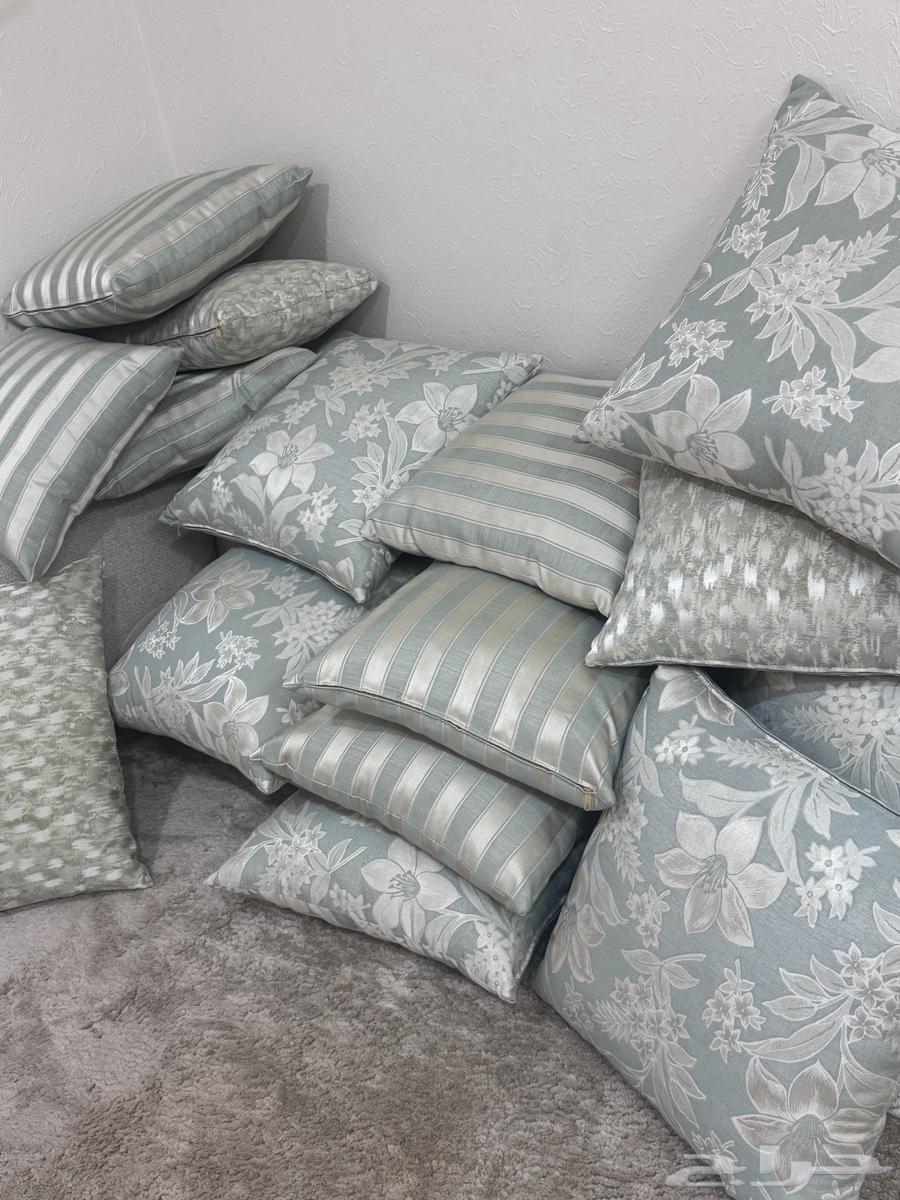 مخدات كنب للبيع64513424343555110