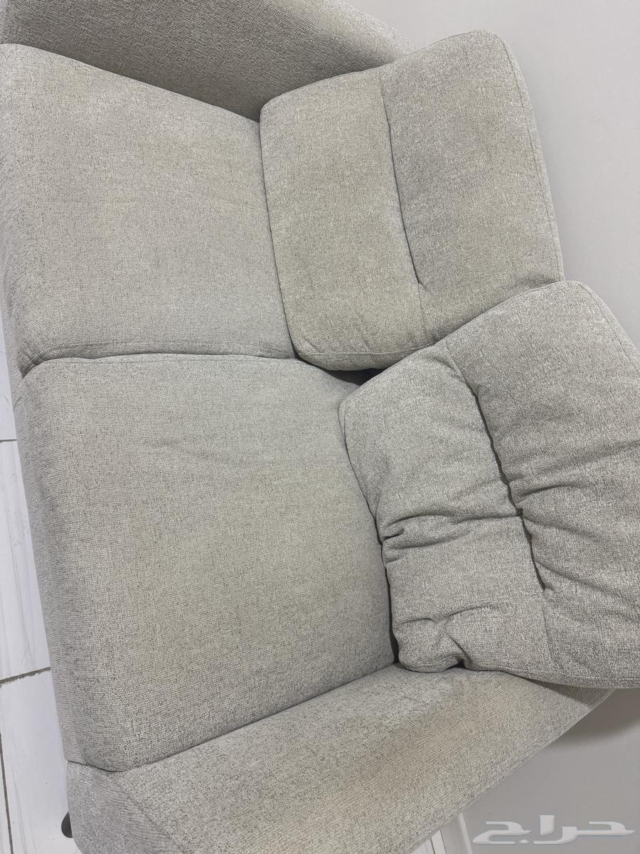 2 sofas 2 tables64516611107459111