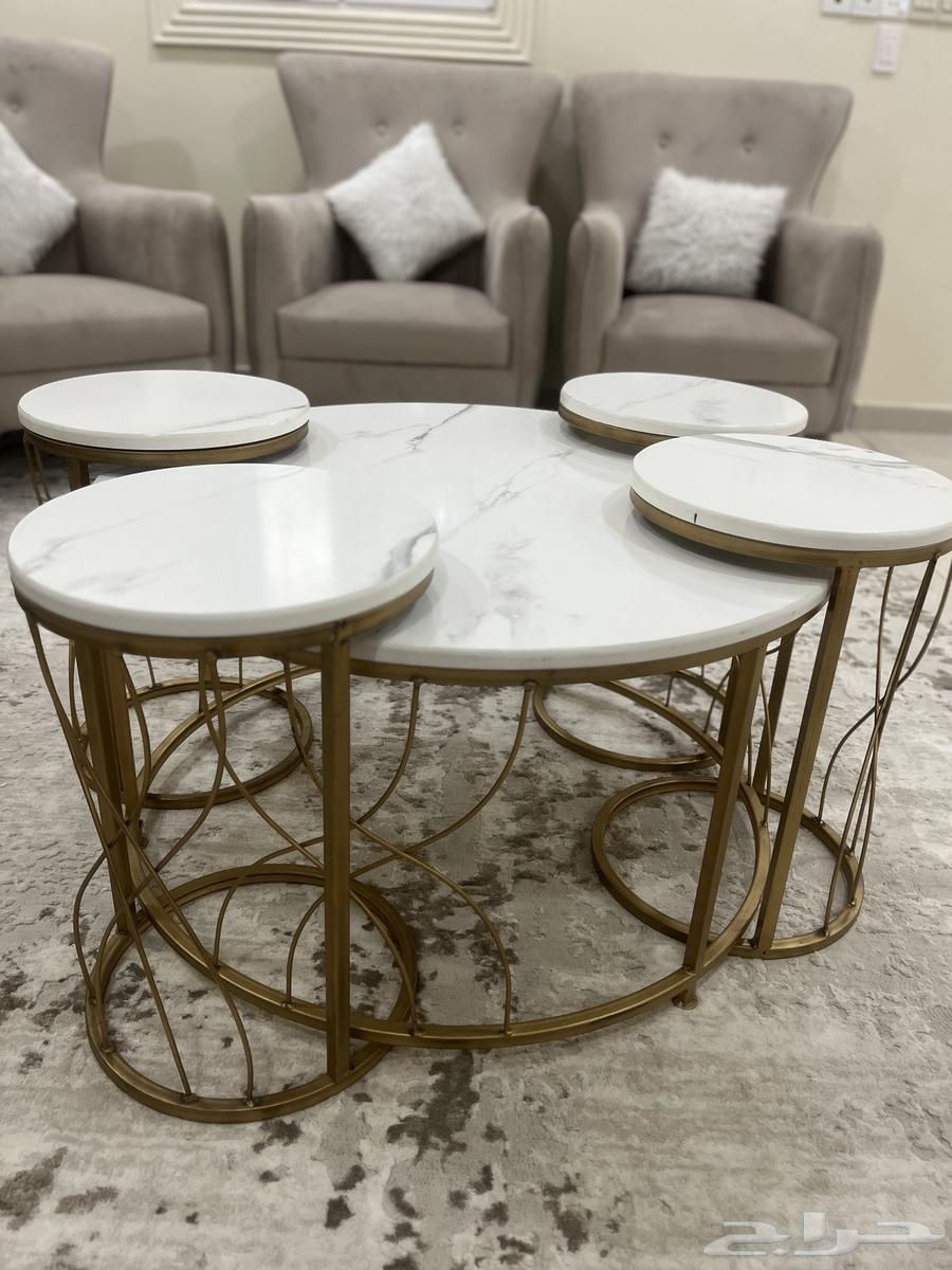 Set of tables64515053165057110