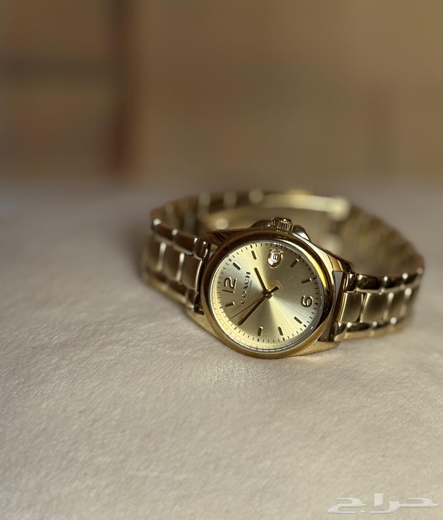 ساعه كوتش نسائية للبيع64513962197506110