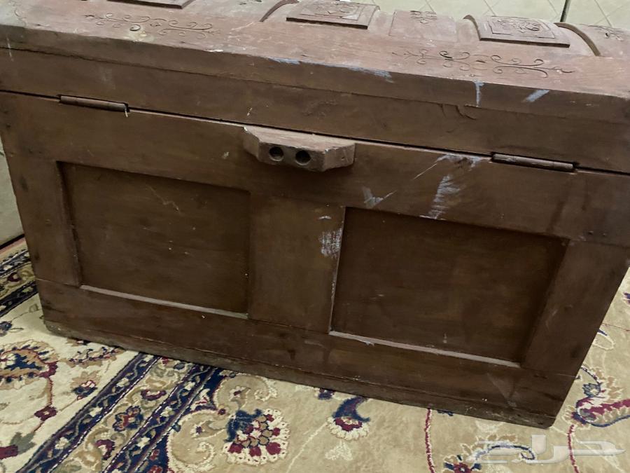 صندوق خشبي قديم جدا64511339792001114