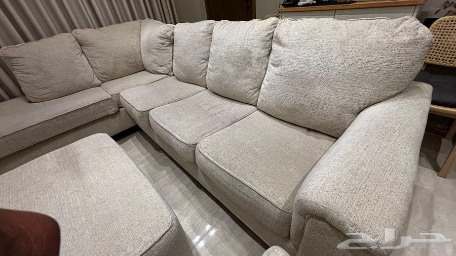 طقم كنب زاوية مميز من Ashley64516865239171110