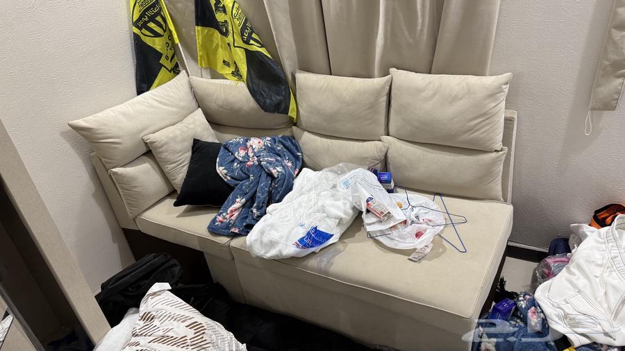 Sofa64516921738625110