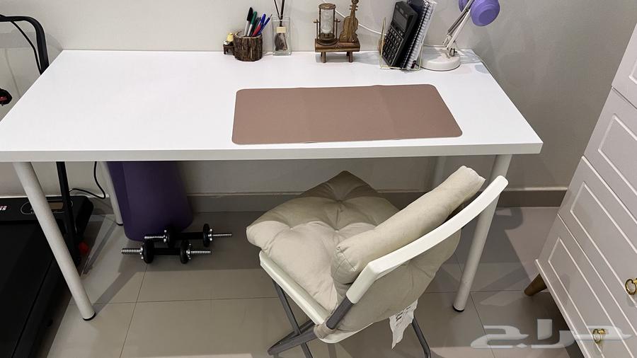 مكتب وكرسي من ايكيا64503445500418113