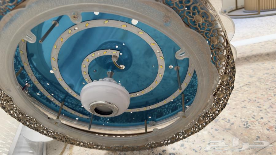 مكيف واثاث للبيع64513559139713112